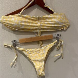 ROMWE Yellow and White Floral Bikini Bottom